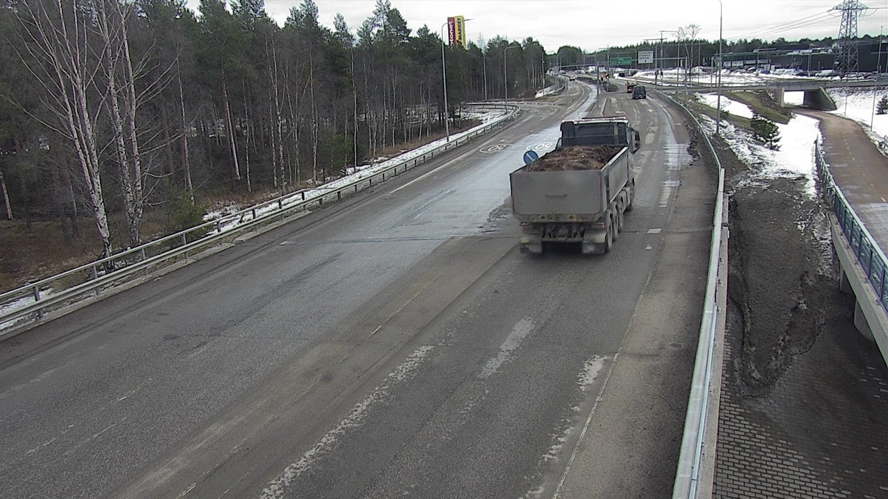 Weather Camera Image Road 4 Oulu, Pateniemi, Oulu, Pohjois-Pohjanmaa