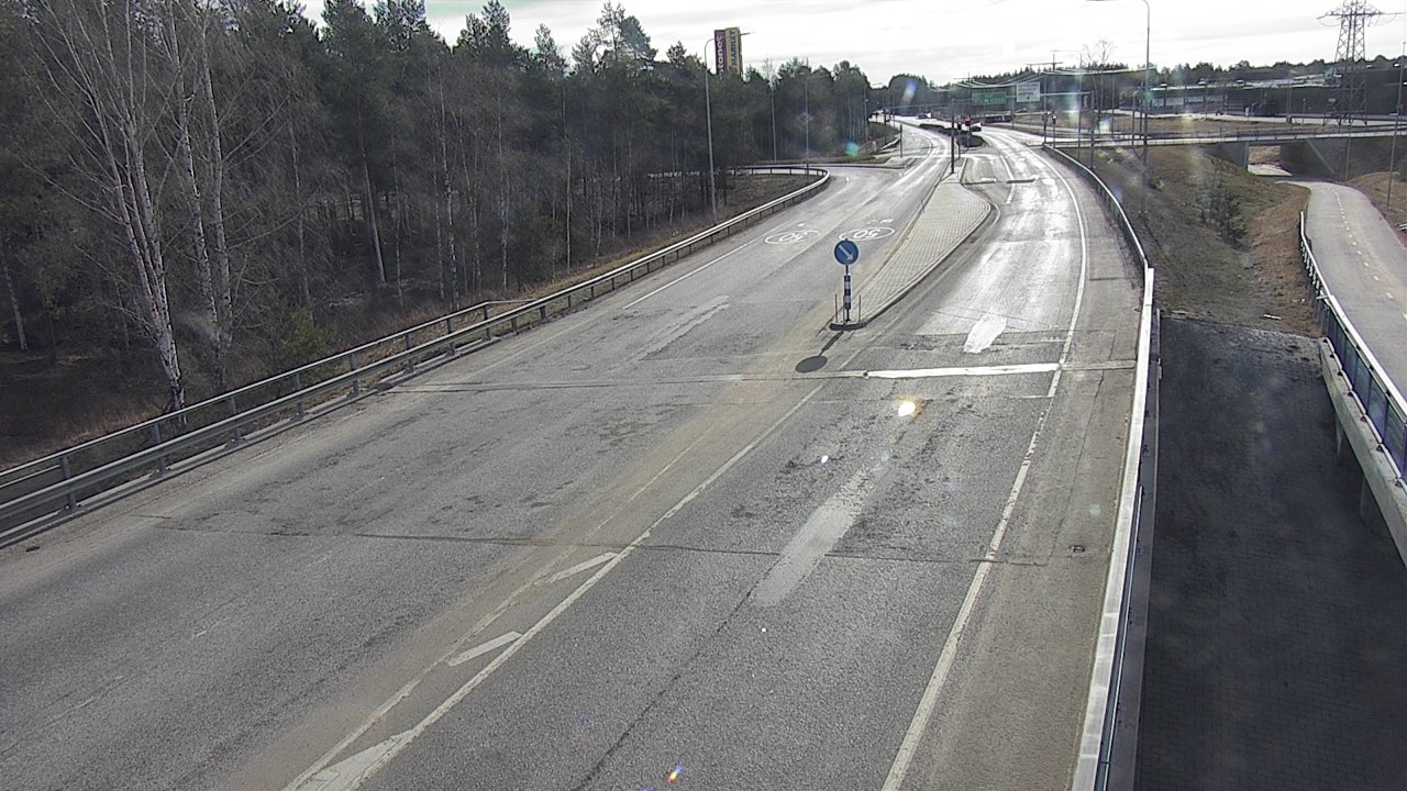 Weather Camera Image Road 4 Oulu, Pateniemi, Oulu, Pohjois-Pohjanmaa