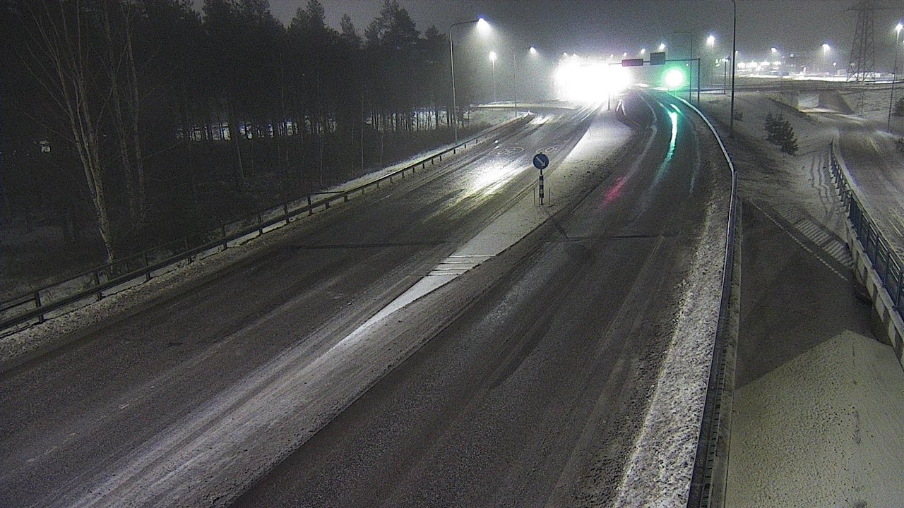 Weather Camera Image Väg 4 Oleåborg, Pateniemi, Oulu, Pohjois-Pohjanmaa