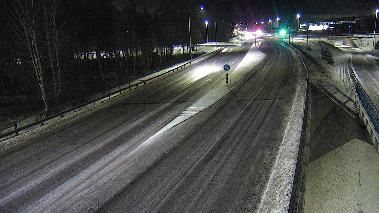 Weather Camera Image Väg 4 Oleåborg, Pateniemi, Oulu, Pohjois-Pohjanmaa