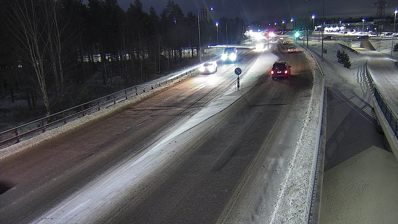 Weather Camera Image Väg 4 Oleåborg, Pateniemi, Oulu, Pohjois-Pohjanmaa