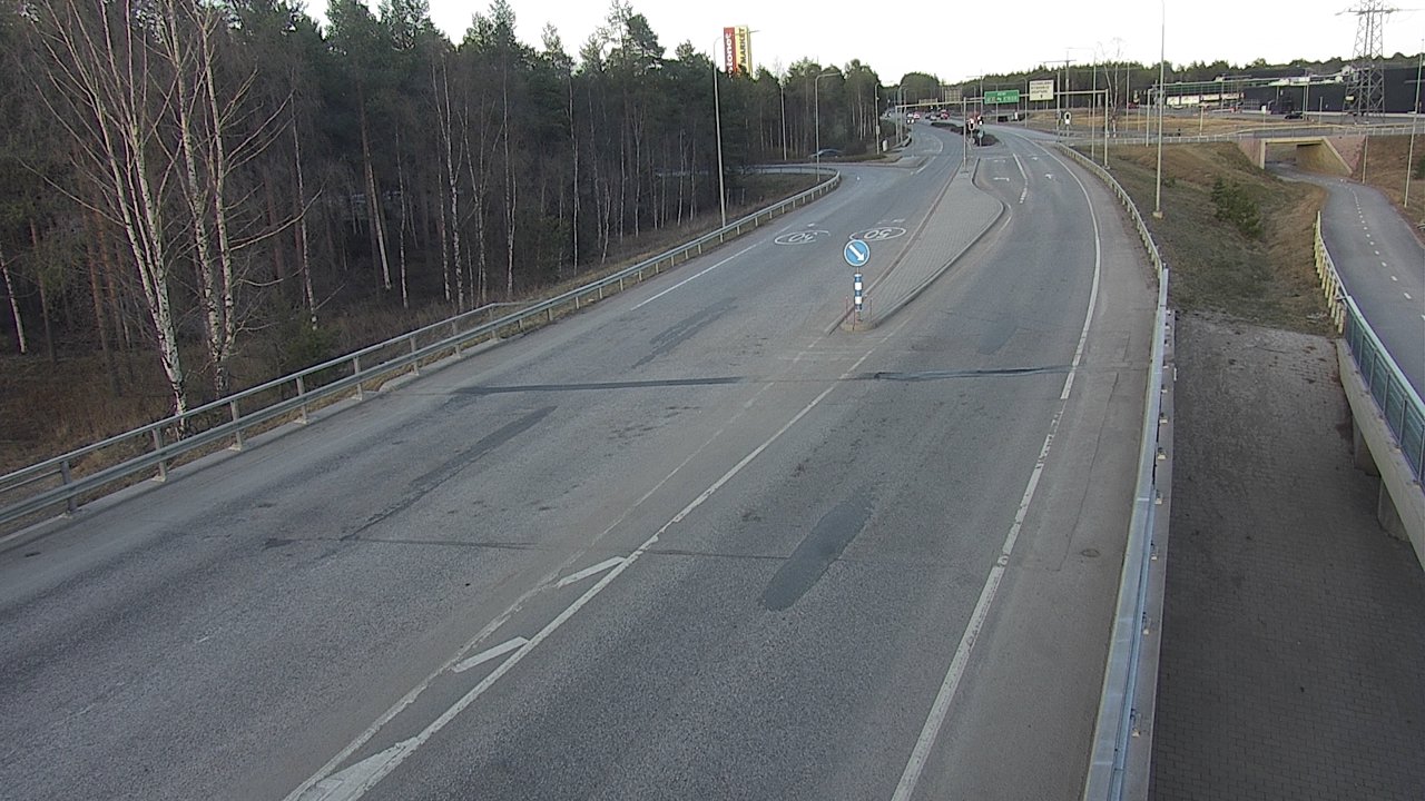 Weather Camera Image Road 4 Oulu, Pateniemi, Oulu, Pohjois-Pohjanmaa