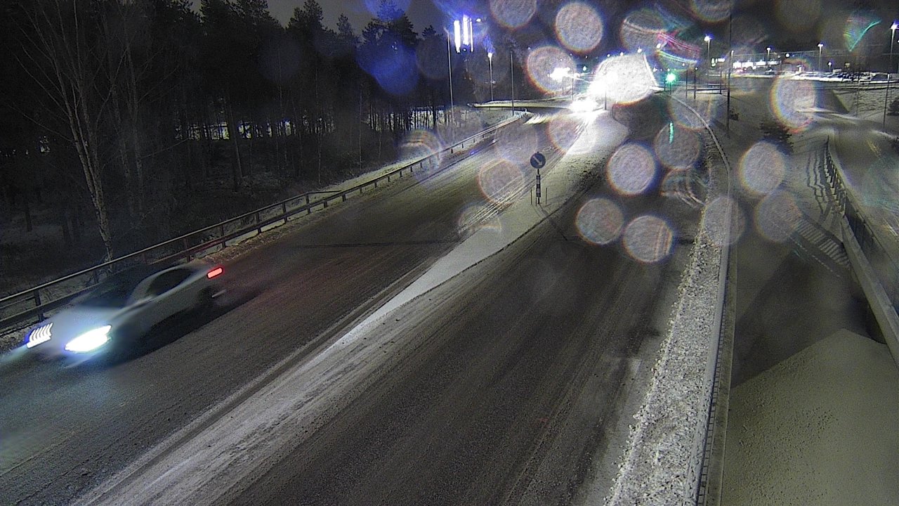 Weather Camera Image Väg 4 Oleåborg, Pateniemi, Oulu, Pohjois-Pohjanmaa
