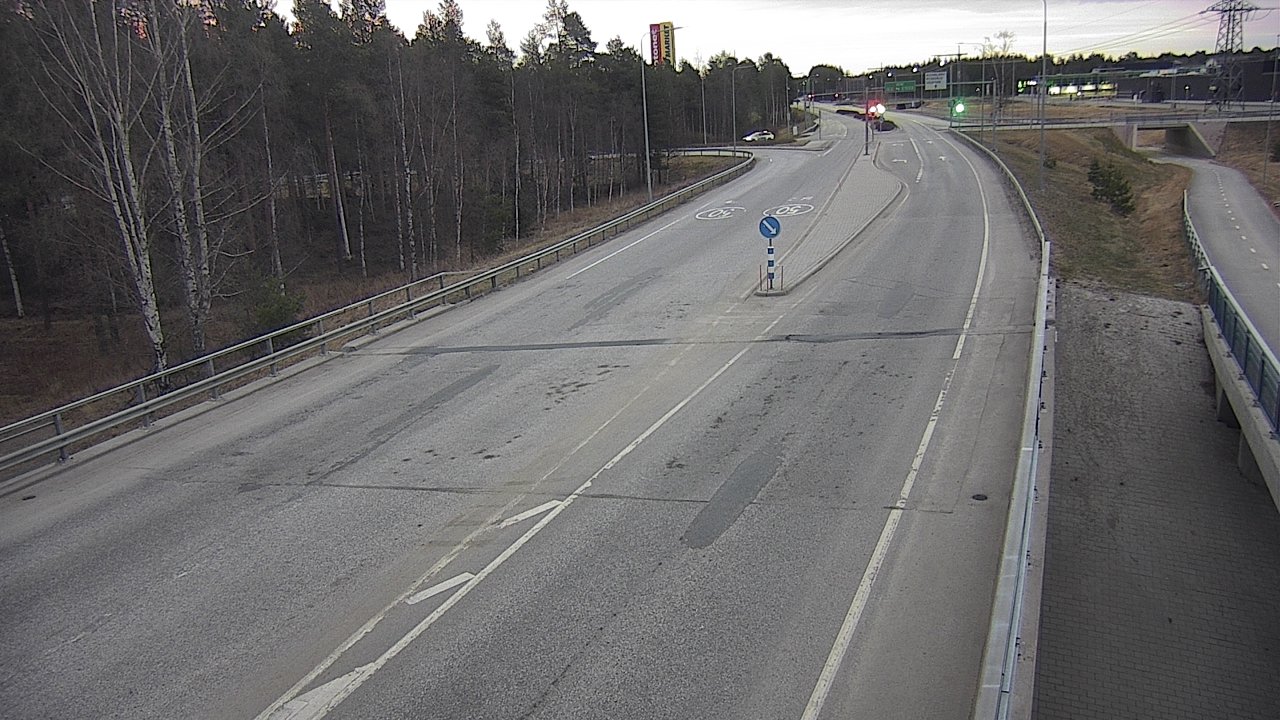 Weather Camera Image Road 4 Oulu, Pateniemi, Oulu, Pohjois-Pohjanmaa