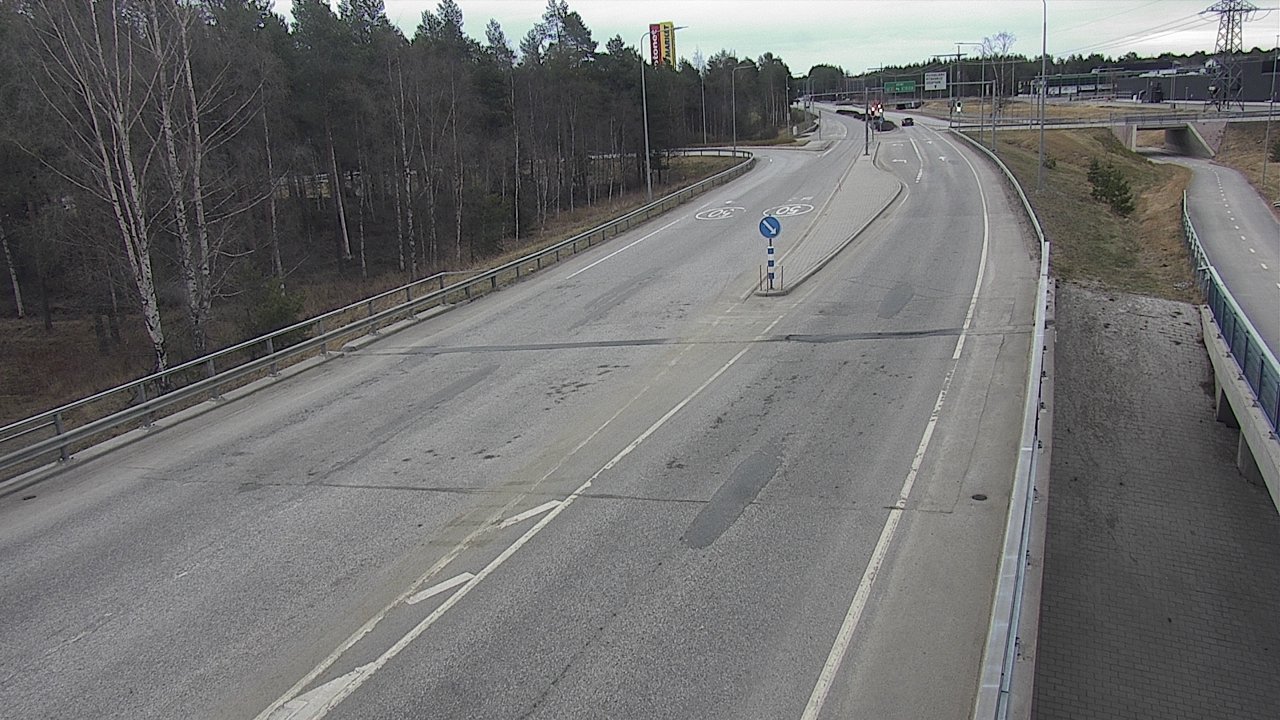 Weather Camera Image Väg 4 Oleåborg, Pateniemi, Oulu, Pohjois-Pohjanmaa