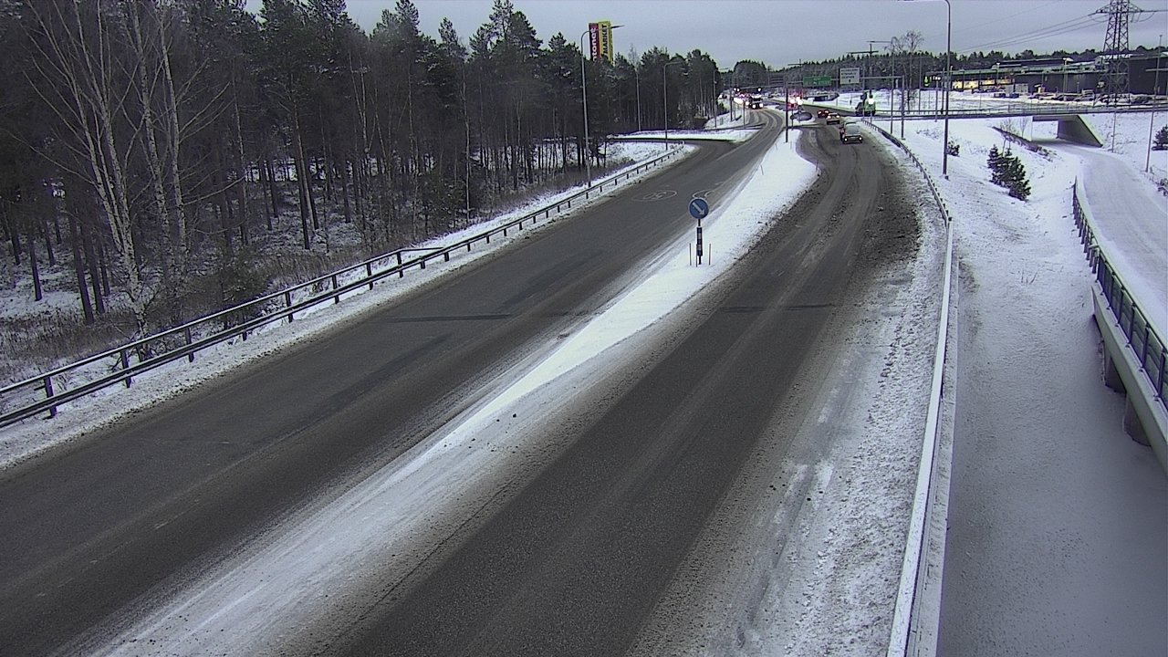 Weather Camera Image Väg 4 Oleåborg, Pateniemi, Oulu, Pohjois-Pohjanmaa