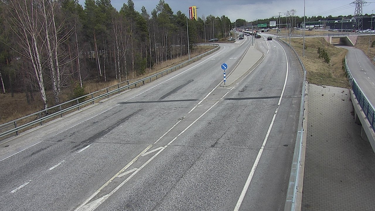 Weather Camera Image Road 4 Oulu, Pateniemi, Oulu, Pohjois-Pohjanmaa