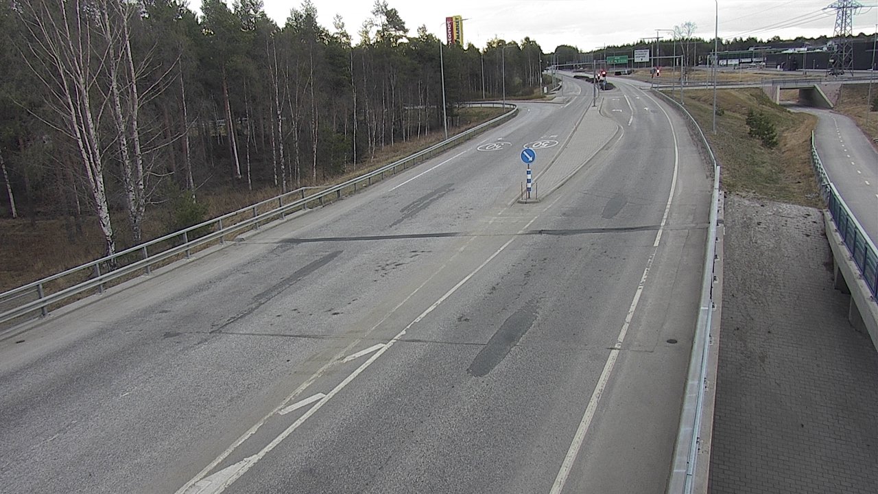 Weather Camera Image Väg 4 Oleåborg, Pateniemi, Oulu, Pohjois-Pohjanmaa