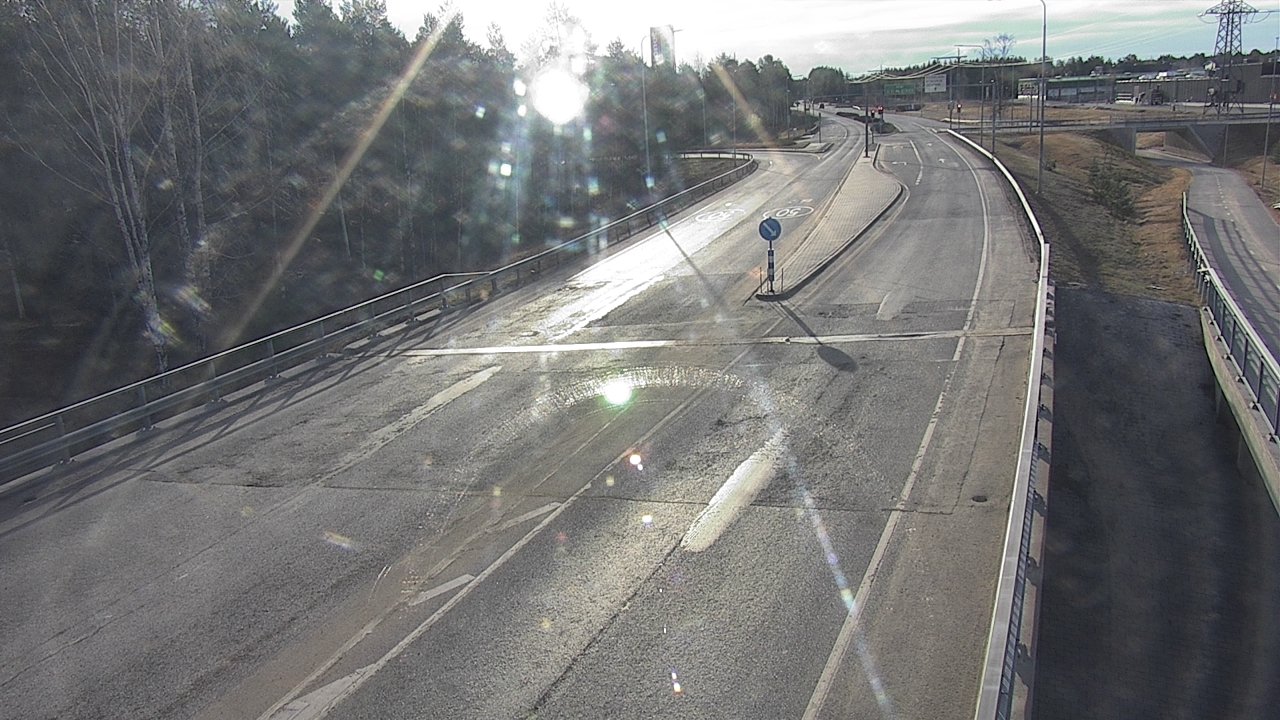 Weather Camera Image Road 4 Oulu, Pateniemi, Oulu, Pohjois-Pohjanmaa