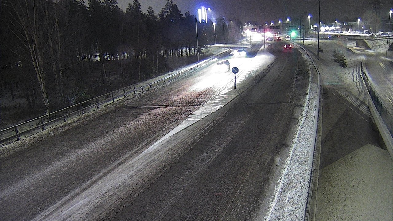 Weather Camera Image Väg 4 Oleåborg, Pateniemi, Oulu, Pohjois-Pohjanmaa