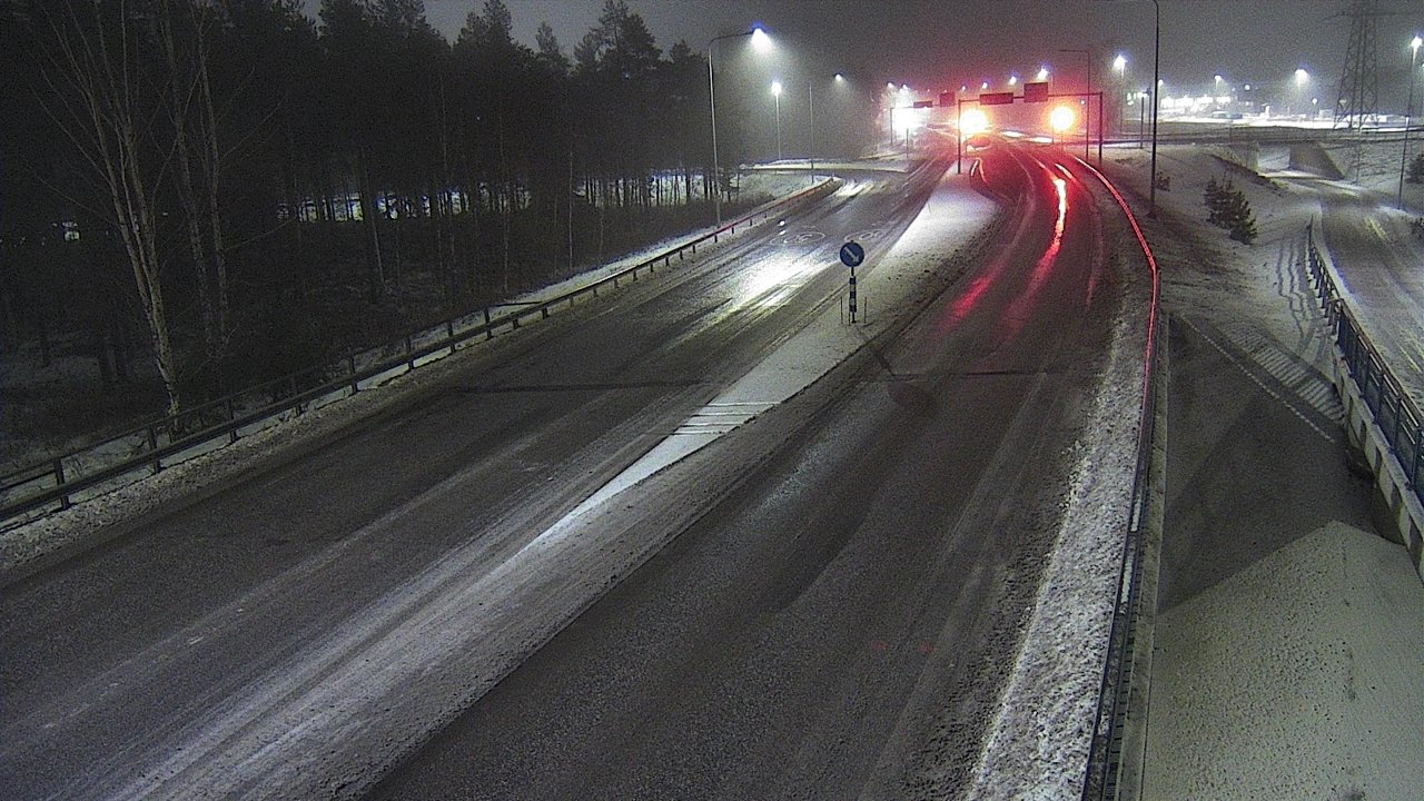 Weather Camera Image Väg 4 Oleåborg, Pateniemi, Oulu, Pohjois-Pohjanmaa