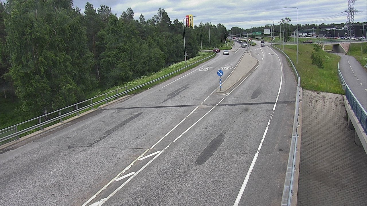 Weather Camera Image Väg 4 Oleåborg, Pateniemi, Oulu, Pohjois-Pohjanmaa