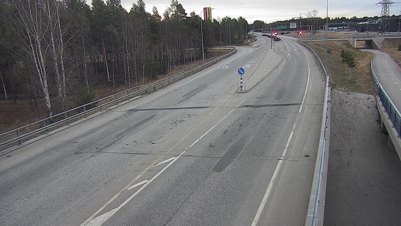Weather Camera Image Road 4 Oulu, Pateniemi, Oulu, Pohjois-Pohjanmaa