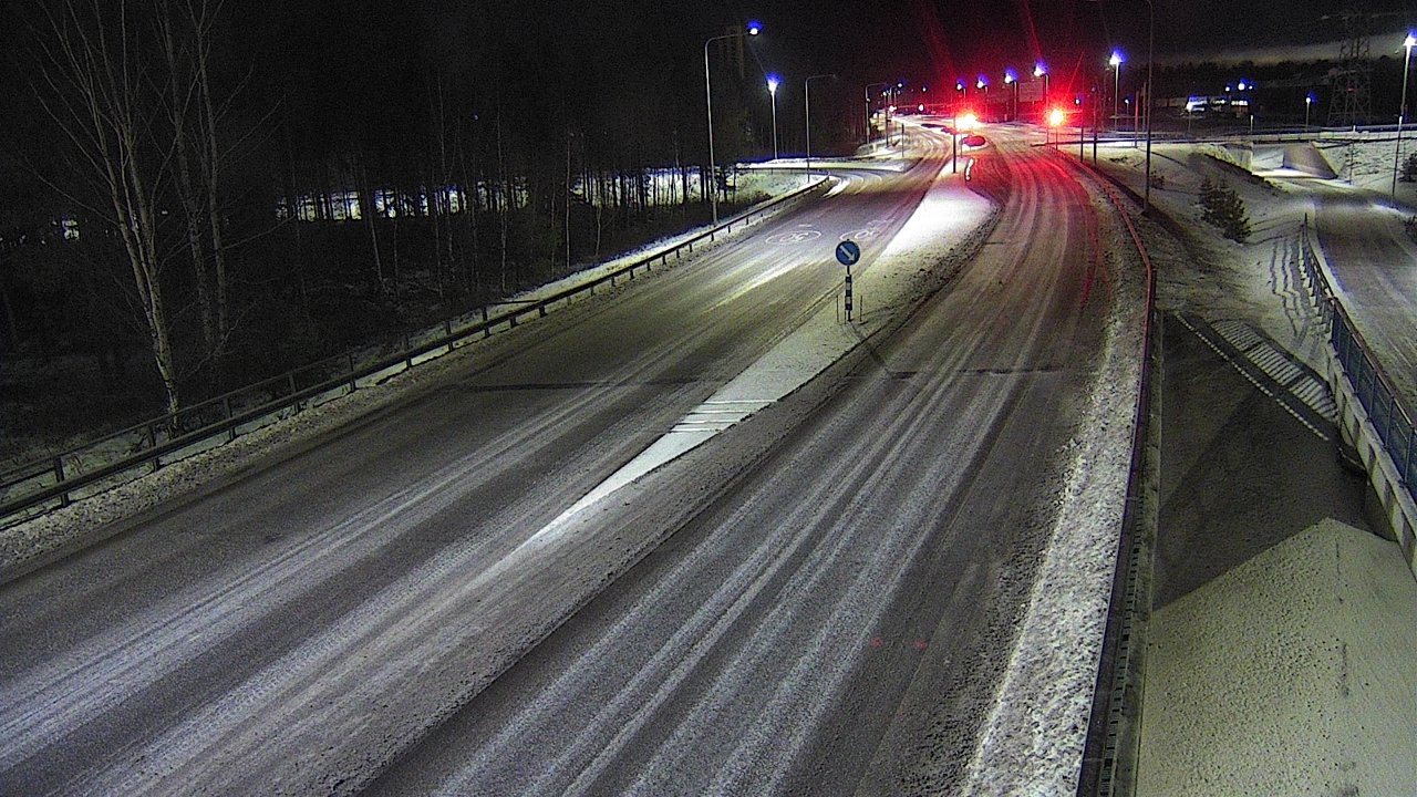 Weather Camera Image Väg 4 Oleåborg, Pateniemi, Oulu, Pohjois-Pohjanmaa