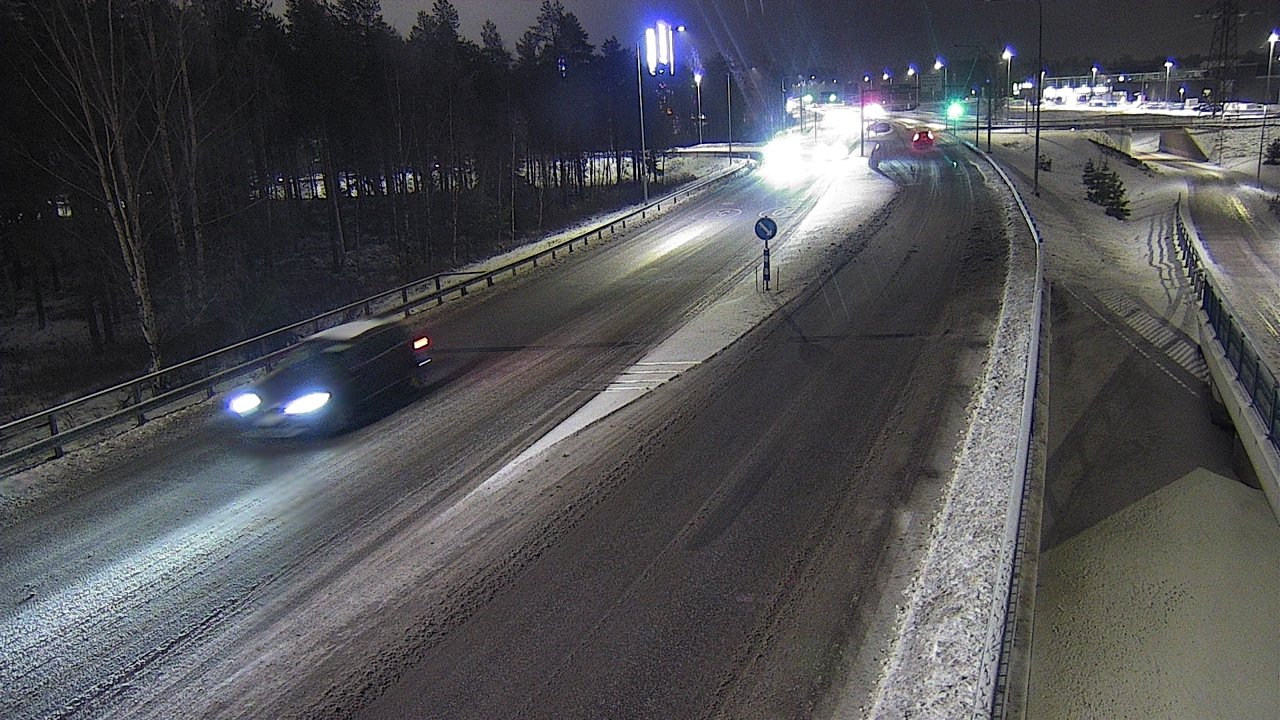 Weather Camera Image Väg 4 Oleåborg, Pateniemi, Oulu, Pohjois-Pohjanmaa