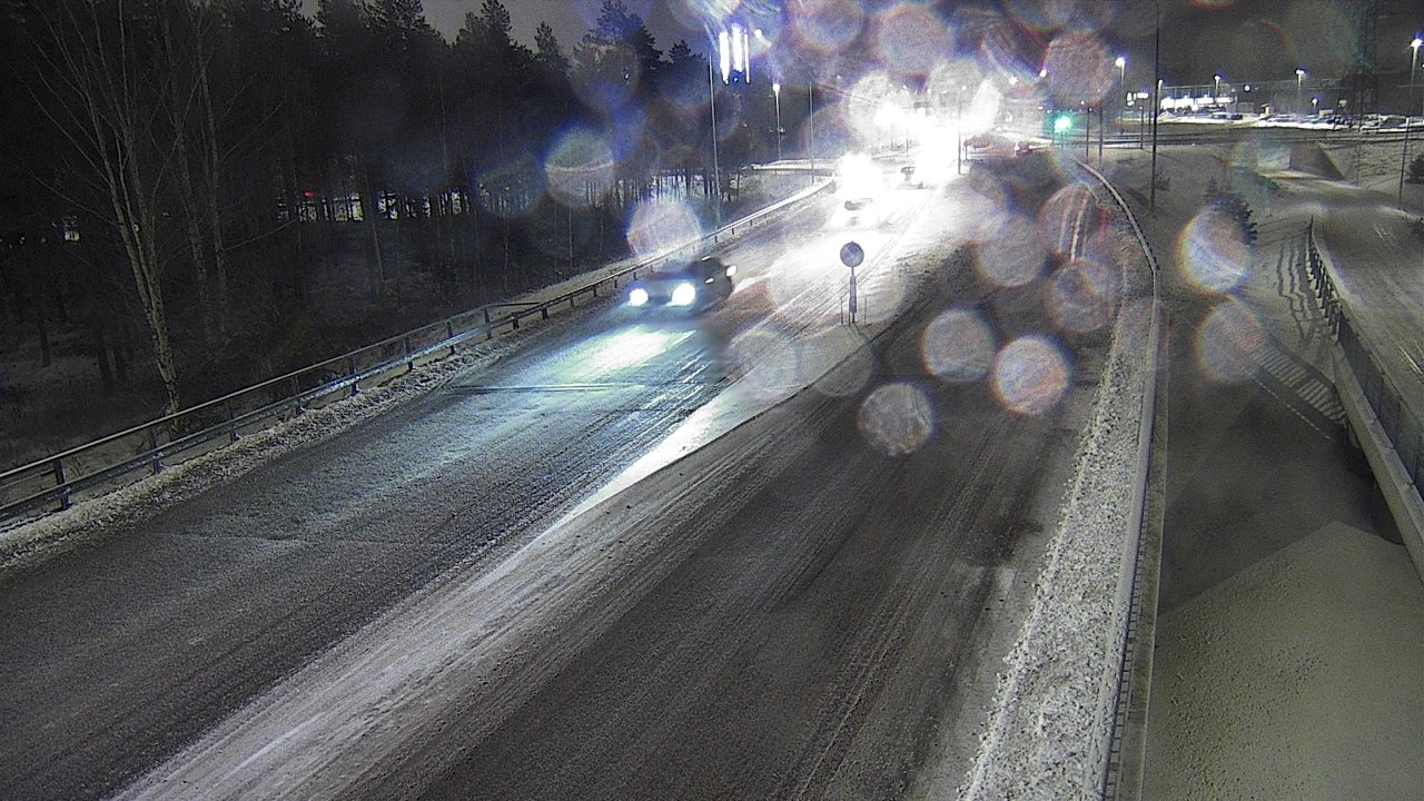 Weather Camera Image Väg 4 Oleåborg, Pateniemi, Oulu, Pohjois-Pohjanmaa