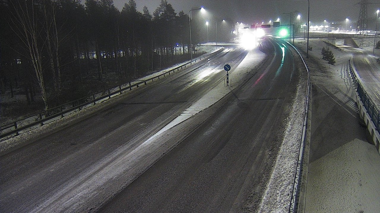 Weather Camera Image Väg 4 Oleåborg, Pateniemi, Oulu, Pohjois-Pohjanmaa