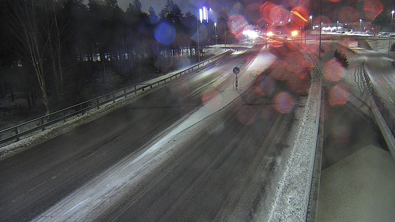 Weather Camera Image Väg 4 Oleåborg, Pateniemi, Oulu, Pohjois-Pohjanmaa