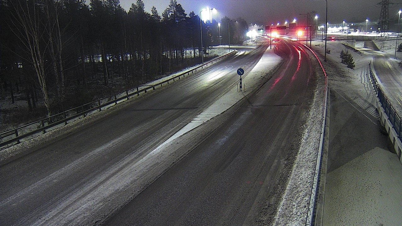 Weather Camera Image Väg 4 Oleåborg, Pateniemi, Oulu, Pohjois-Pohjanmaa