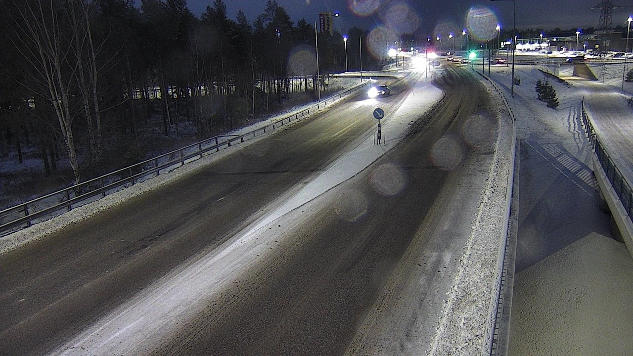 Weather Camera Image Väg 4 Oleåborg, Pateniemi, Oulu, Pohjois-Pohjanmaa