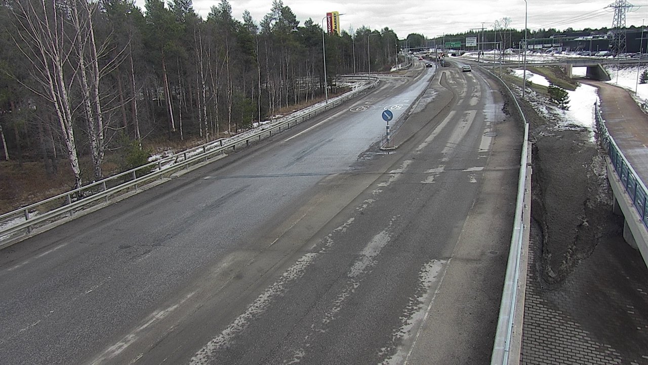 Weather Camera Image Road 4 Oulu, Pateniemi, Oulu, Pohjois-Pohjanmaa