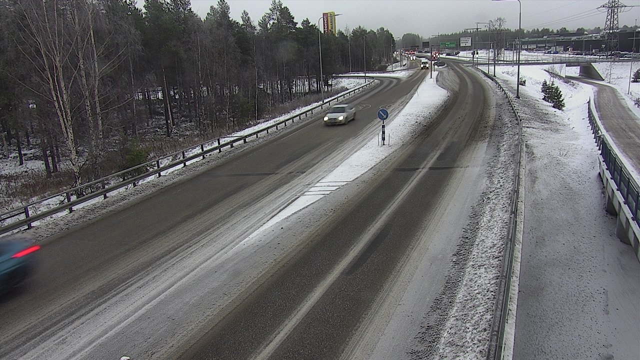 Weather Camera Image Väg 4 Oleåborg, Pateniemi, Oulu, Pohjois-Pohjanmaa