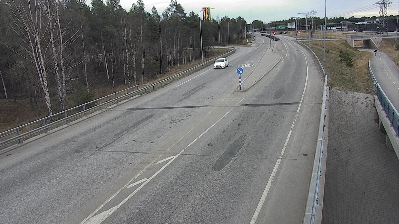 Weather Camera Image Väg 4 Oleåborg, Pateniemi, Oulu, Pohjois-Pohjanmaa