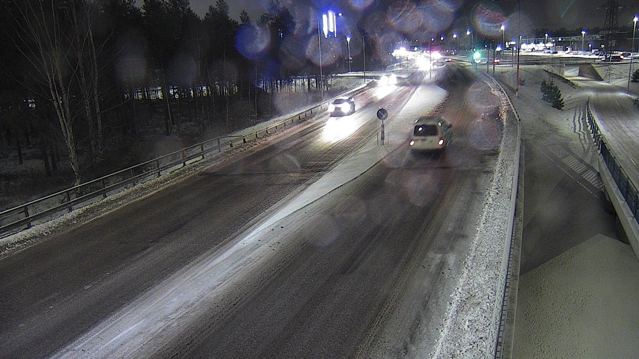 Weather Camera Image Väg 4 Oleåborg, Pateniemi, Oulu, Pohjois-Pohjanmaa