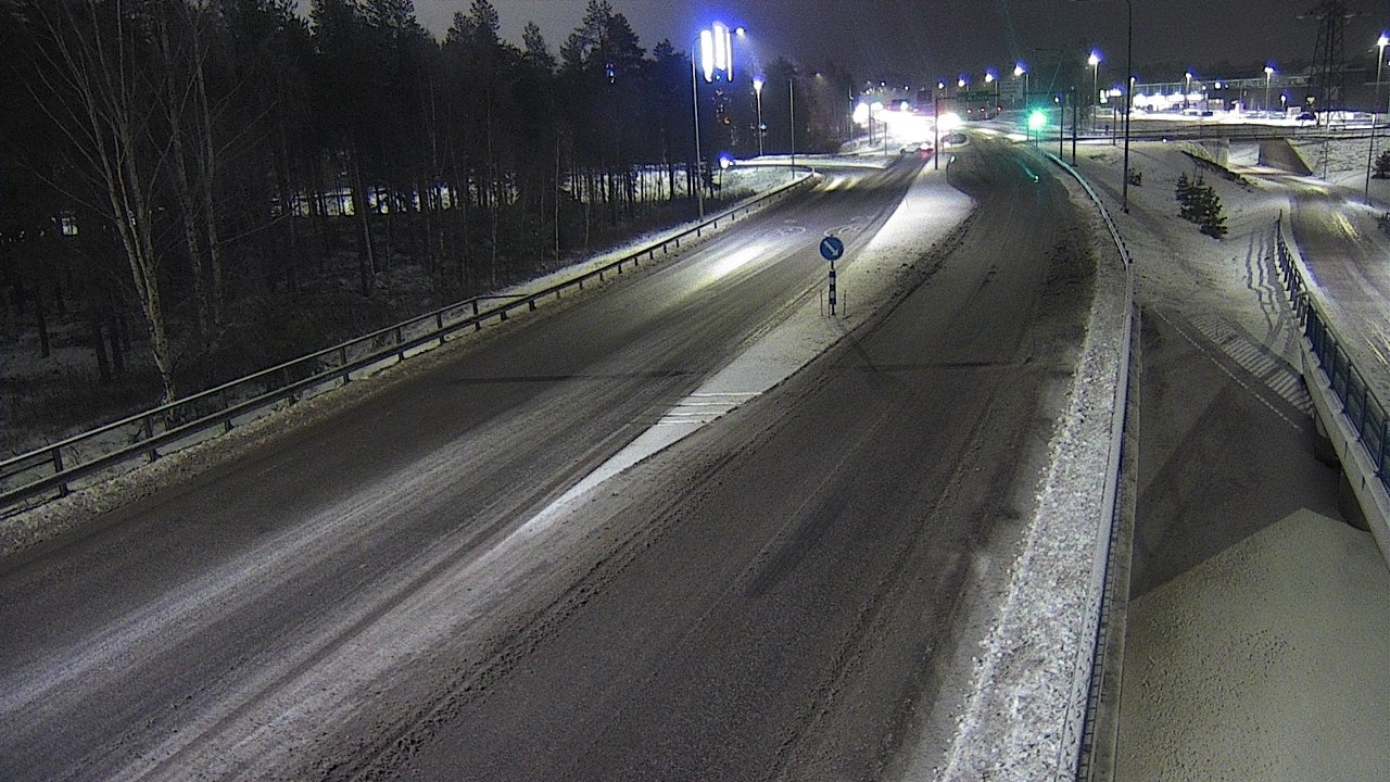 Weather Camera Image Väg 4 Oleåborg, Pateniemi, Oulu, Pohjois-Pohjanmaa