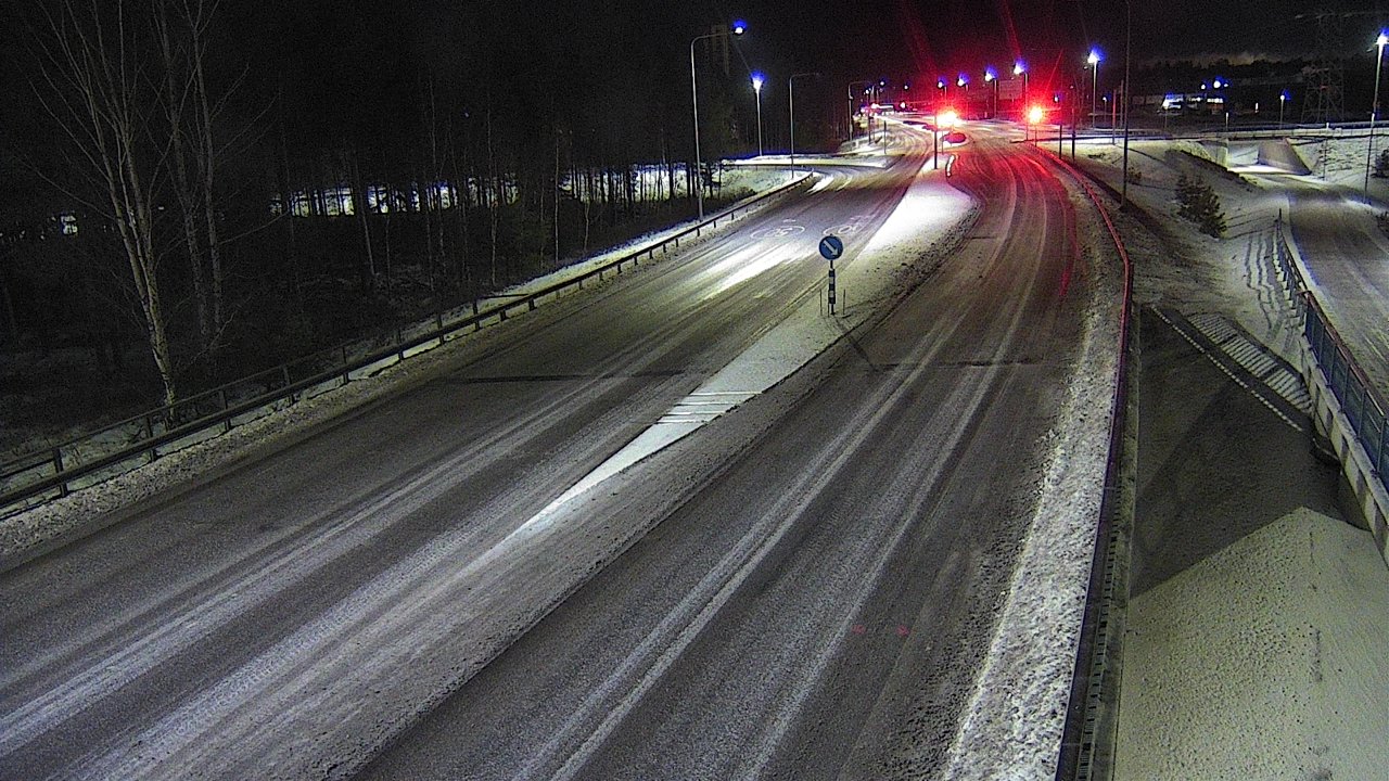 Weather Camera Image Väg 4 Oleåborg, Pateniemi, Oulu, Pohjois-Pohjanmaa