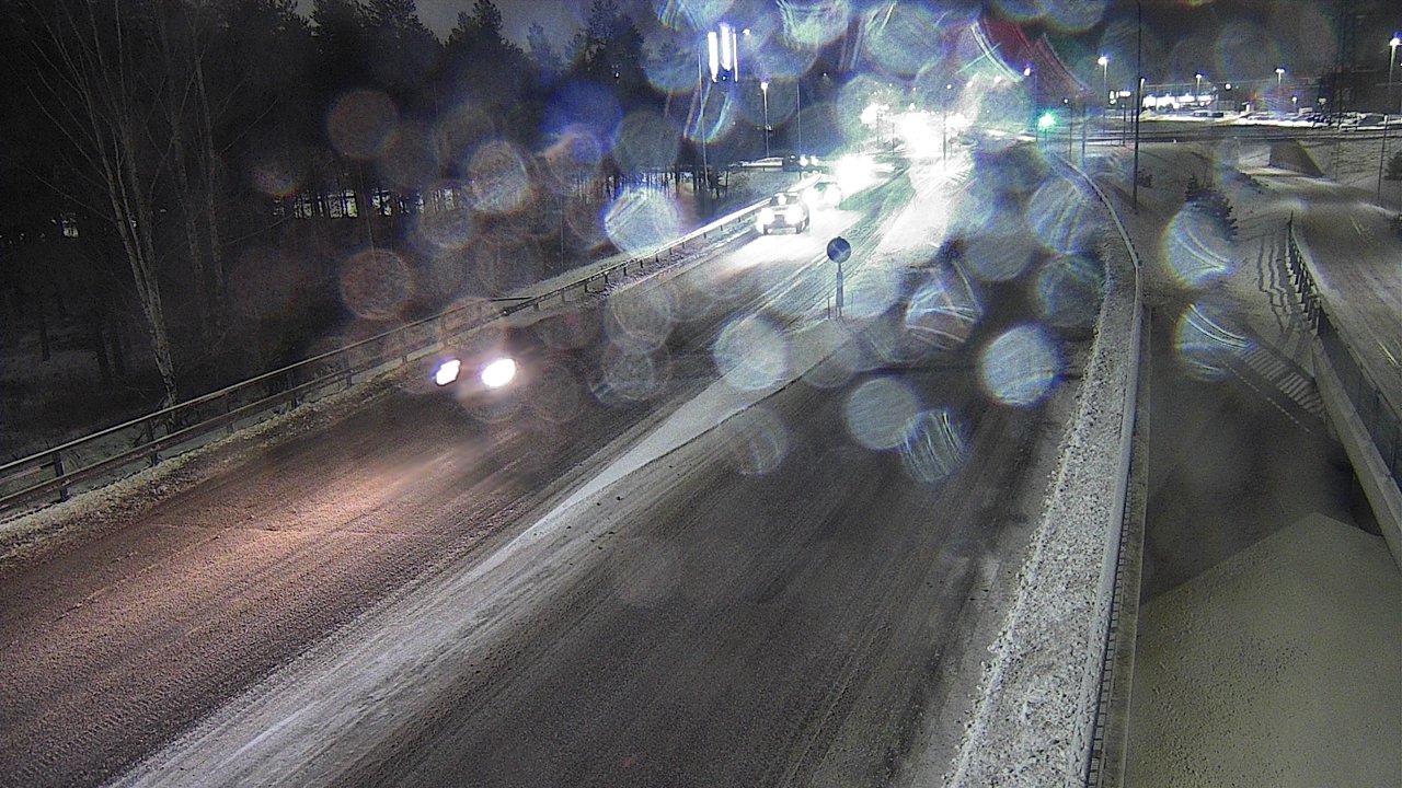 Weather Camera Image Väg 4 Oleåborg, Pateniemi, Oulu, Pohjois-Pohjanmaa