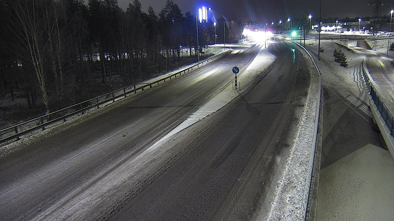 Weather Camera Image Väg 4 Oleåborg, Pateniemi, Oulu, Pohjois-Pohjanmaa