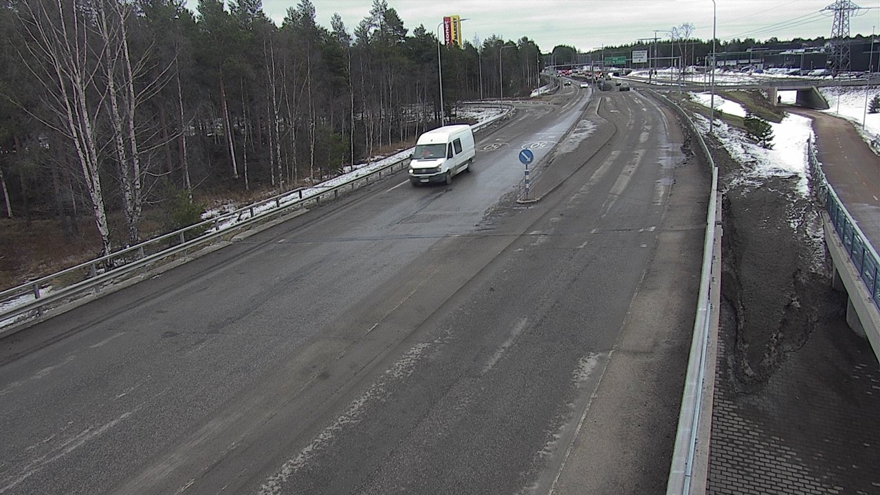 Weather Camera Image Road 4 Oulu, Pateniemi, Oulu, Pohjois-Pohjanmaa