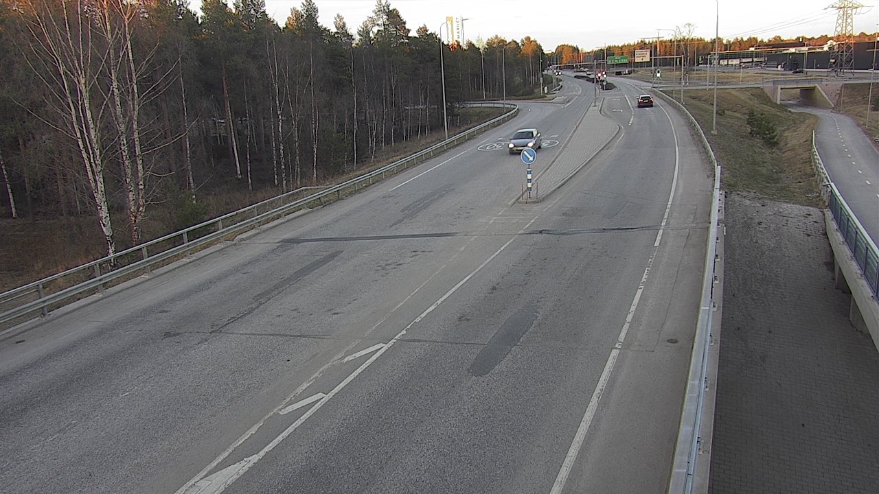 Weather Camera Image Road 4 Oulu, Pateniemi, Oulu, Pohjois-Pohjanmaa