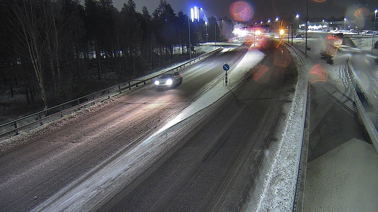 Weather Camera Image Väg 4 Oleåborg, Pateniemi, Oulu, Pohjois-Pohjanmaa