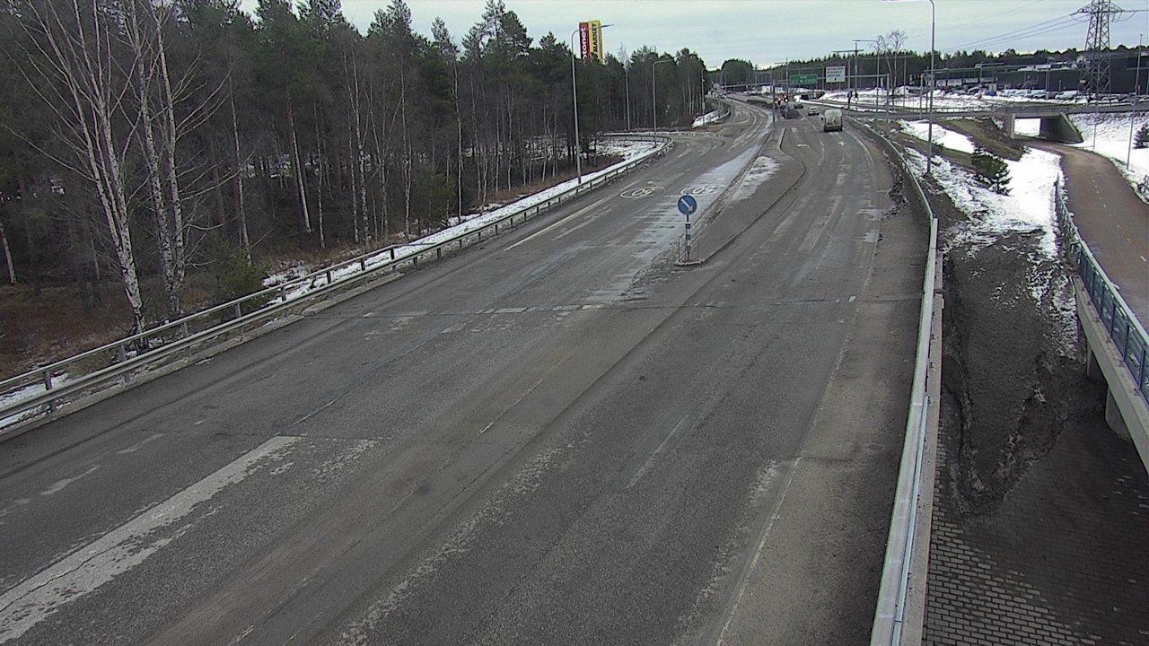 Weather Camera Image Road 4 Oulu, Pateniemi, Oulu, Pohjois-Pohjanmaa