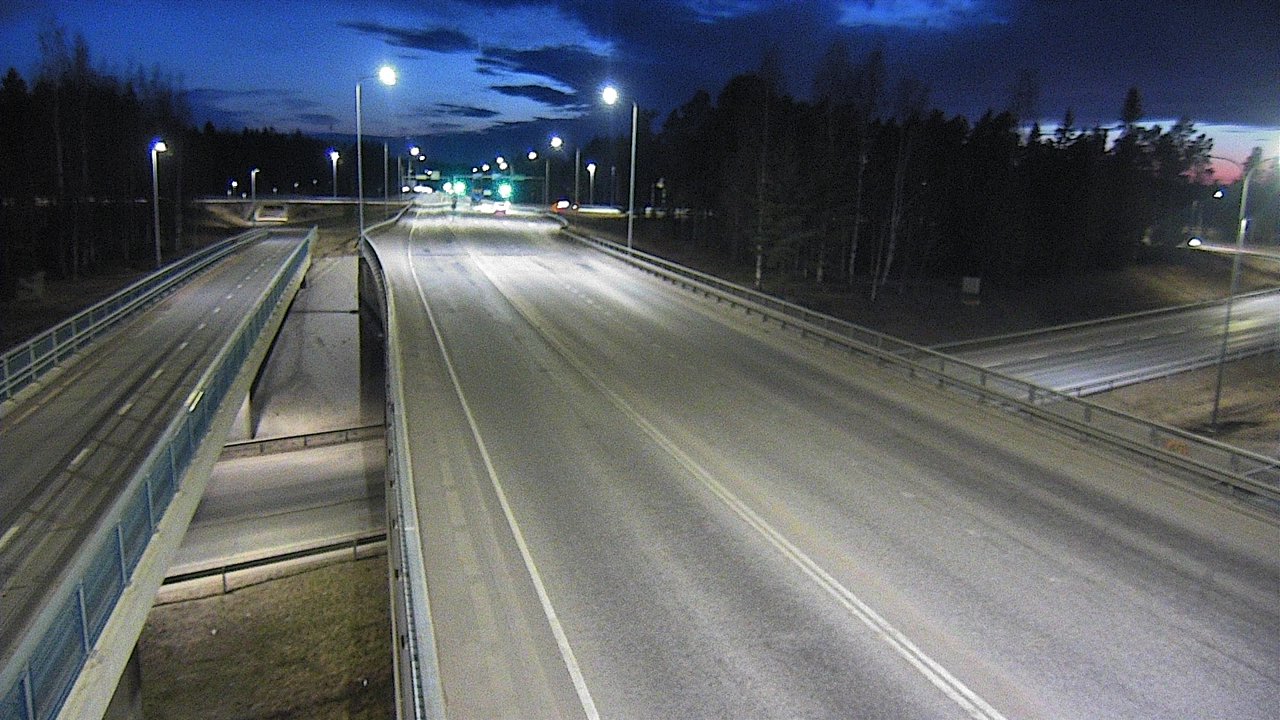 Weather Camera Image Road 4 Oulu, Pateniemi, Oulu, Pohjois-Pohjanmaa