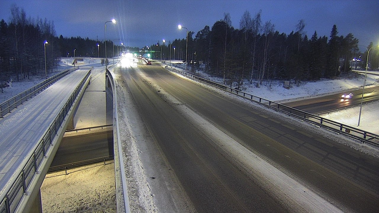 Weather Camera Image Road 4 Oulu, Pateniemi, Oulu, Pohjois-Pohjanmaa