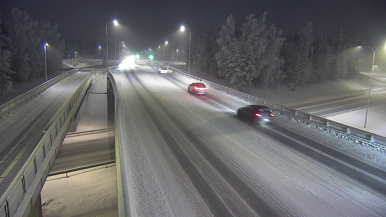 Weather Camera Image Road 4 Oulu, Pateniemi, Oulu, Pohjois-Pohjanmaa