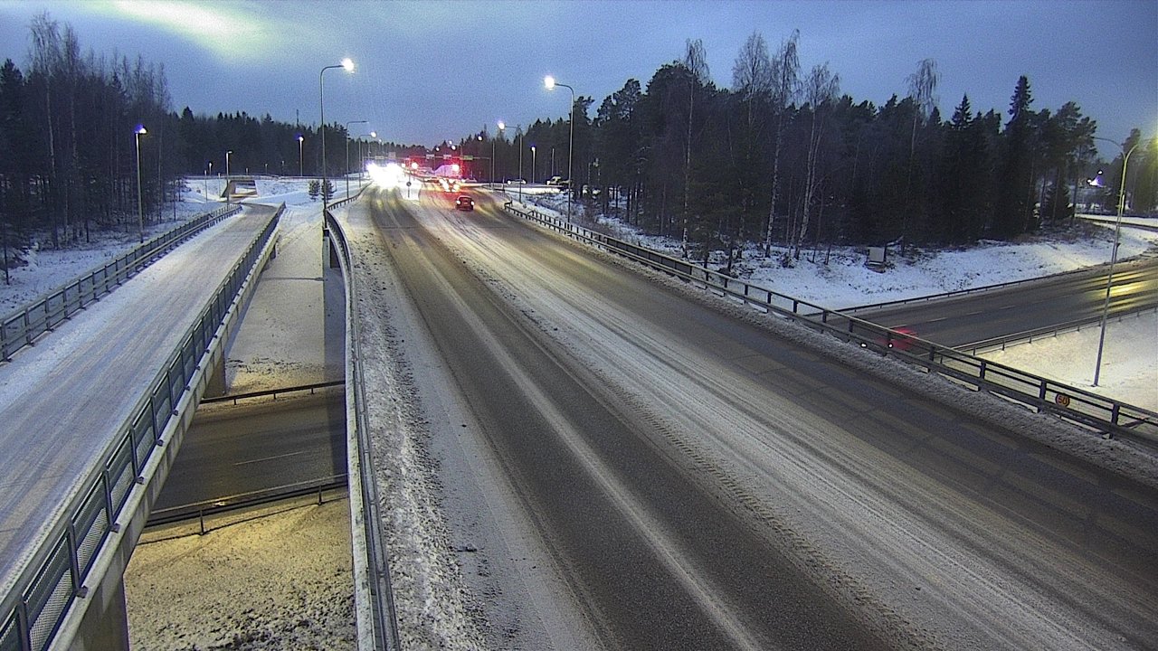 Weather Camera Image Road 4 Oulu, Pateniemi, Oulu, Pohjois-Pohjanmaa
