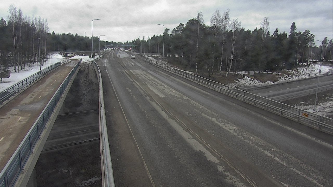 Weather Camera Image Väg 4 Oleåborg, Pateniemi, Oulu, Pohjois-Pohjanmaa