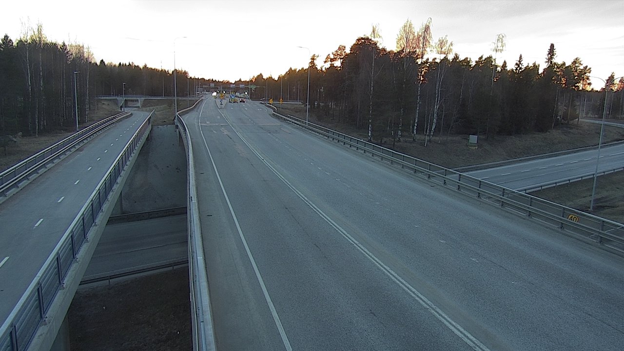 Weather Camera Image Road 4 Oulu, Pateniemi, Oulu, Pohjois-Pohjanmaa