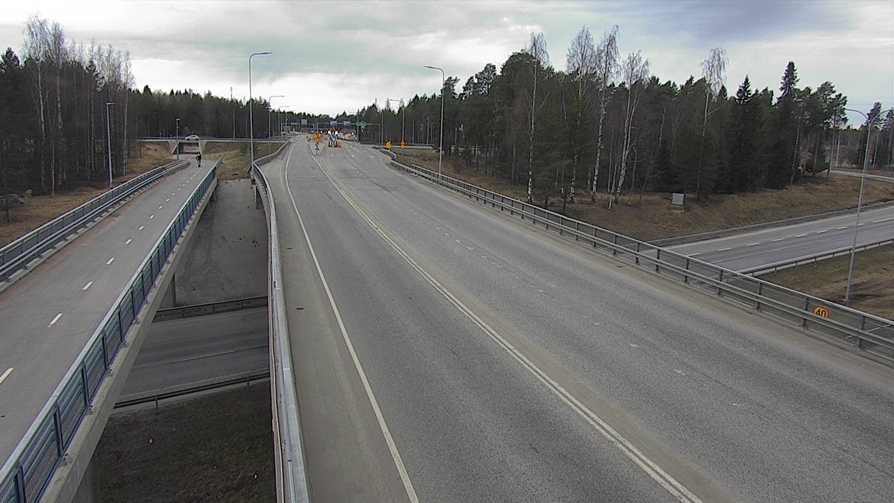 Weather Camera Image Väg 4 Oleåborg, Pateniemi, Oulu, Pohjois-Pohjanmaa