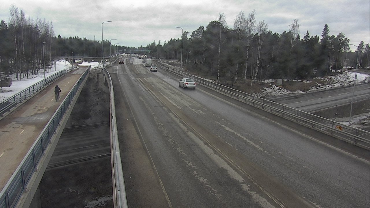 Weather Camera Image Väg 4 Oleåborg, Pateniemi, Oulu, Pohjois-Pohjanmaa