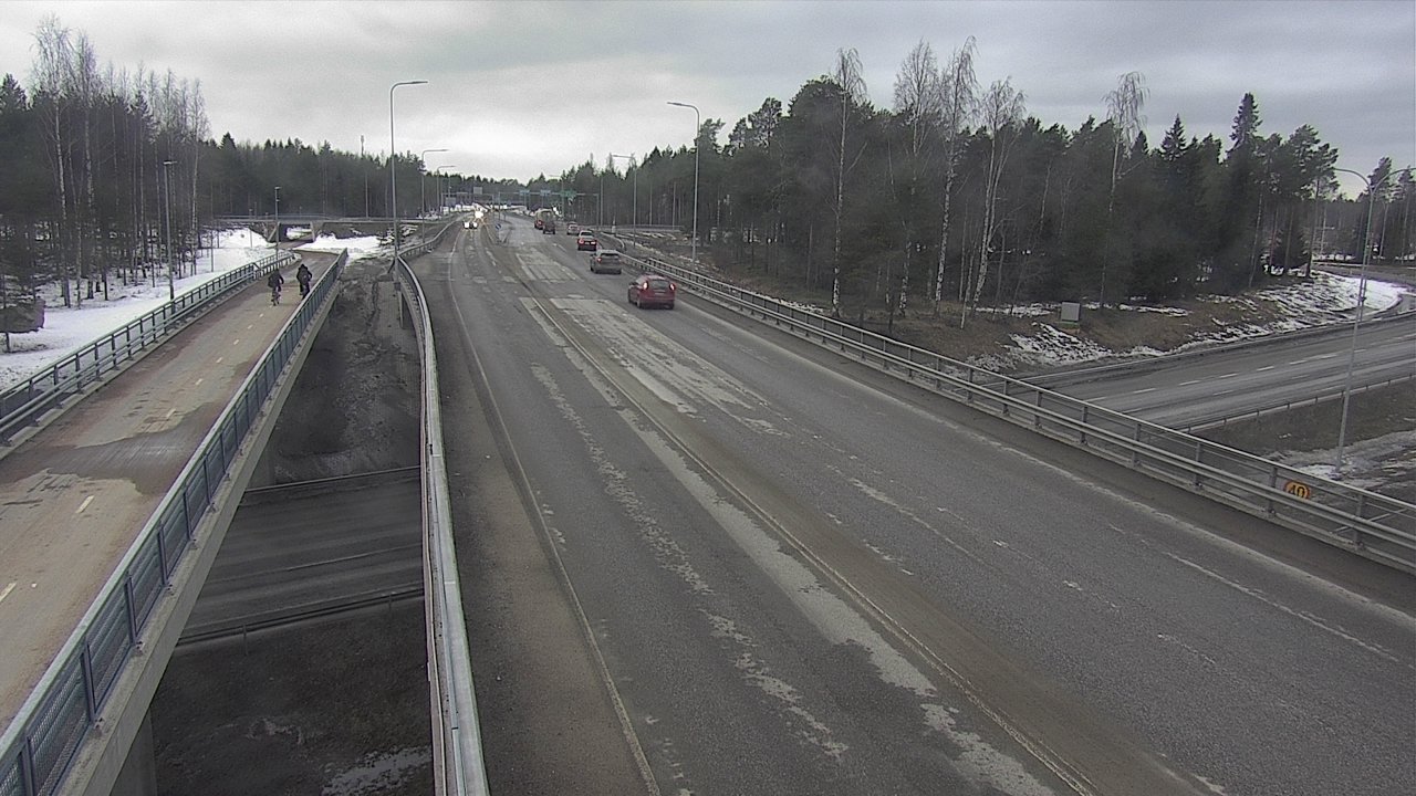 Weather Camera Image Väg 4 Oleåborg, Pateniemi, Oulu, Pohjois-Pohjanmaa