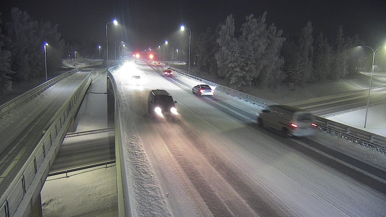 Weather Camera Image Road 4 Oulu, Pateniemi, Oulu, Pohjois-Pohjanmaa