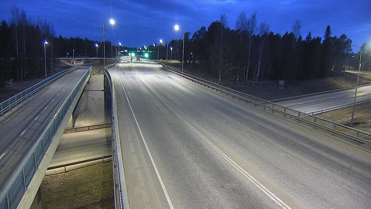 Weather Camera Image Road 4 Oulu, Pateniemi, Oulu, Pohjois-Pohjanmaa