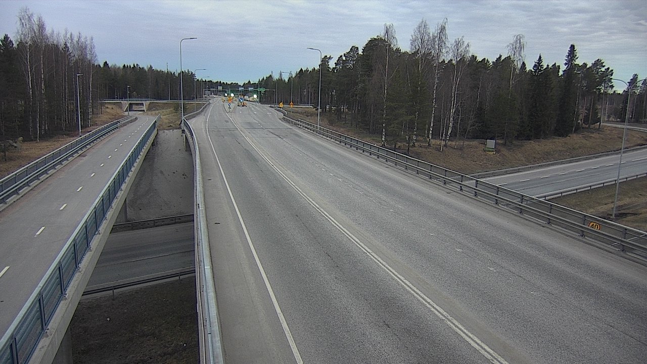 Weather Camera Image Väg 4 Oleåborg, Pateniemi, Oulu, Pohjois-Pohjanmaa