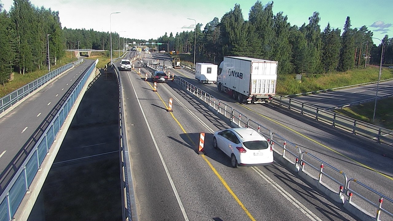 Weather Camera Image Road 4 Oulu, Pateniemi, Oulu, Pohjois-Pohjanmaa