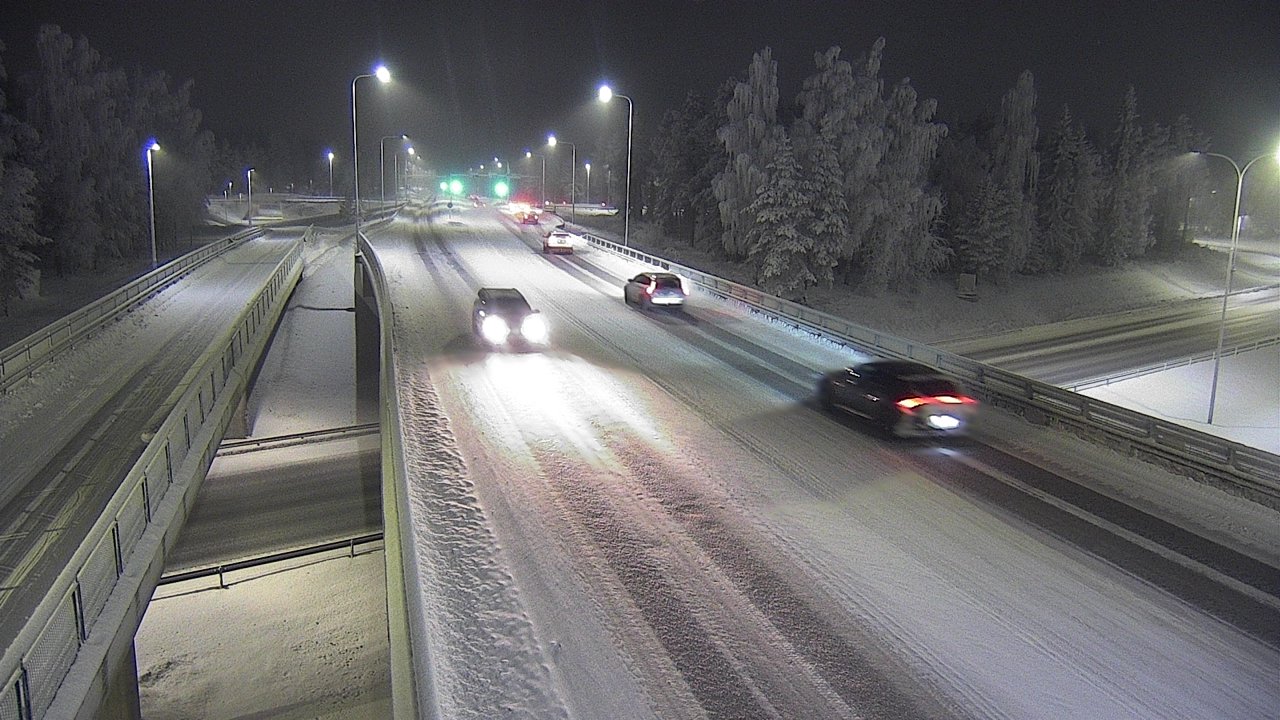 Weather Camera Image Road 4 Oulu, Pateniemi, Oulu, Pohjois-Pohjanmaa